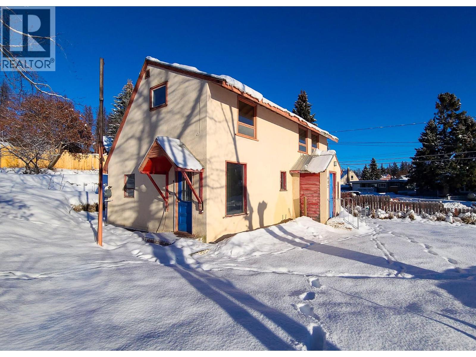 402 Cranbrook Street, Kimberley, British Columbia  V1A 2P3 - Photo 2 - 10371602
