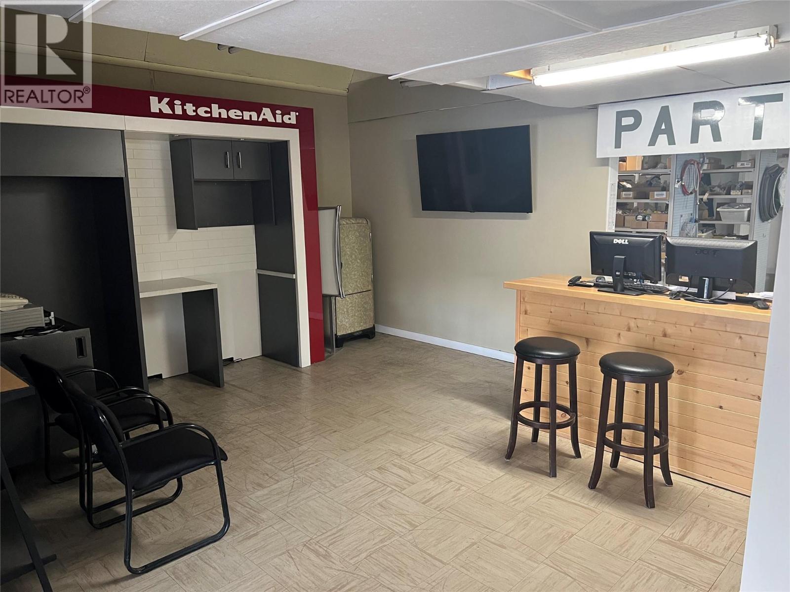 1809 Cranbrook Street N, Cranbrook, British Columbia  V1C 3S9 - Photo 5 - 10371731