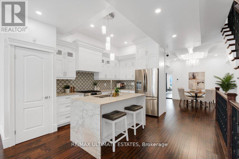 290 Bathurst Street, Toronto, Ontario  M5T 2S3 - Photo 12 - C12656020