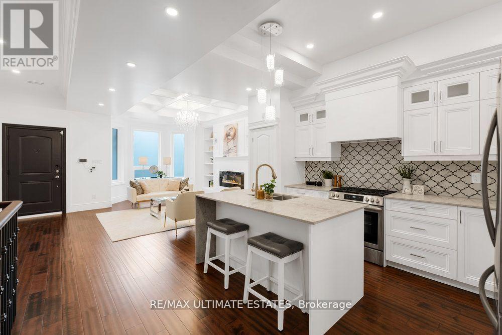 290 Bathurst Street, Toronto, Ontario  M5T 2S3 - Photo 16 - C12656020