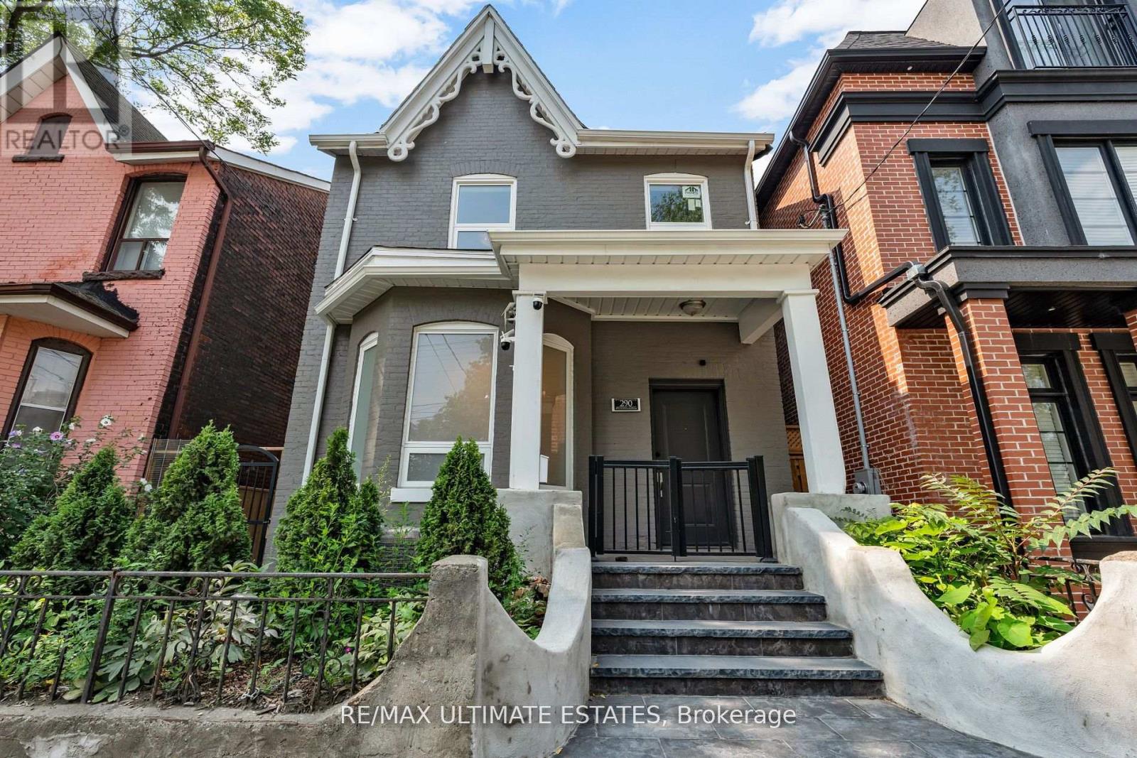 290 Bathurst Street, Toronto, Ontario  M5T 2S3 - Photo 2 - C12656020