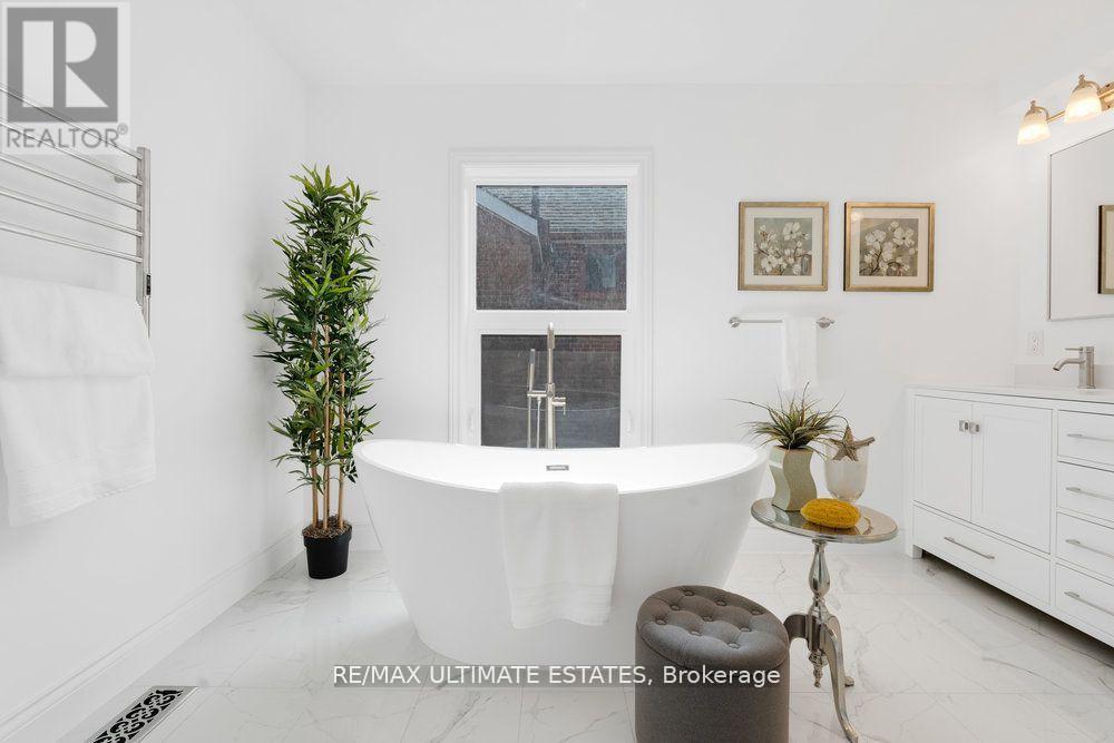 290 Bathurst Street, Toronto, Ontario  M5T 2S3 - Photo 30 - C12656020