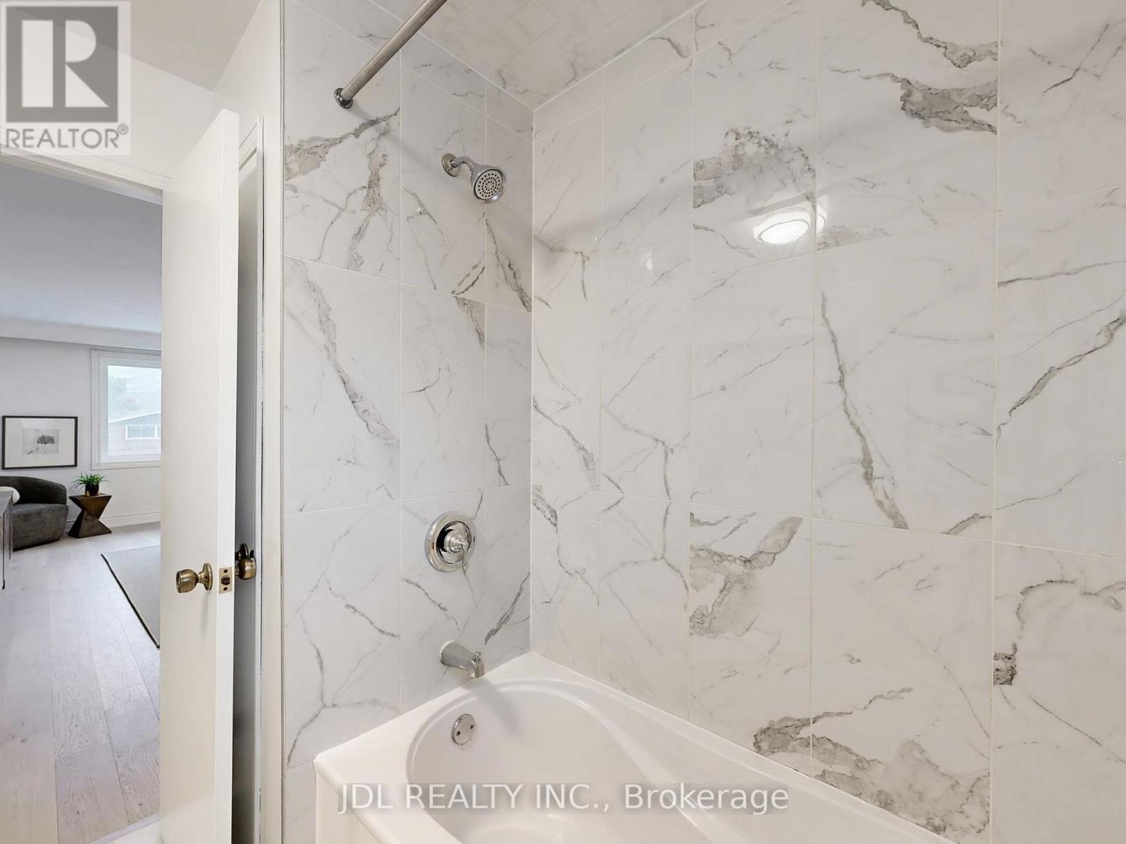 16 Clayland Drive, Toronto, Ontario  M3A 2A4 - Photo 23 - C12656026