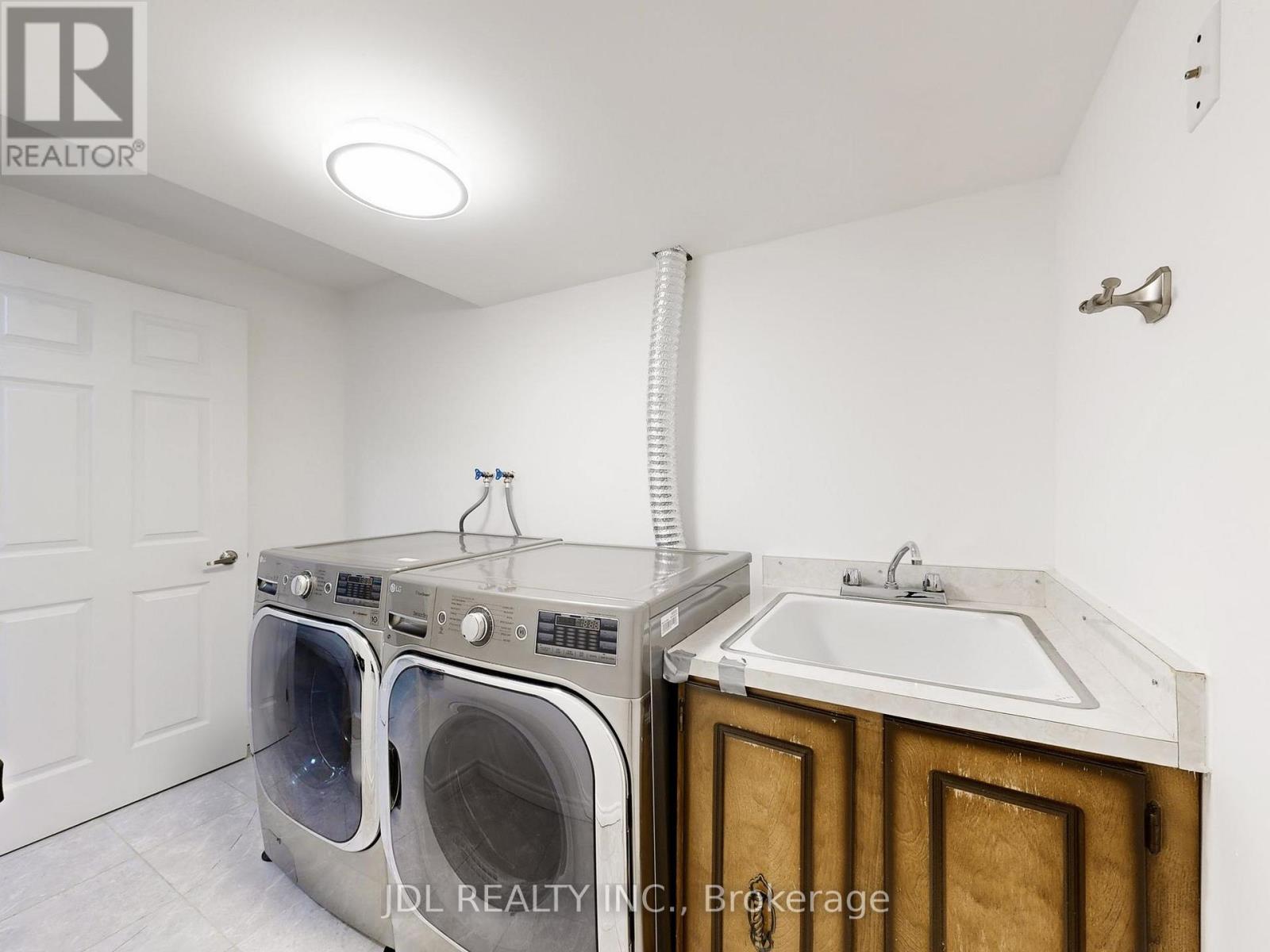 16 Clayland Drive, Toronto, Ontario  M3A 2A4 - Photo 33 - C12656026