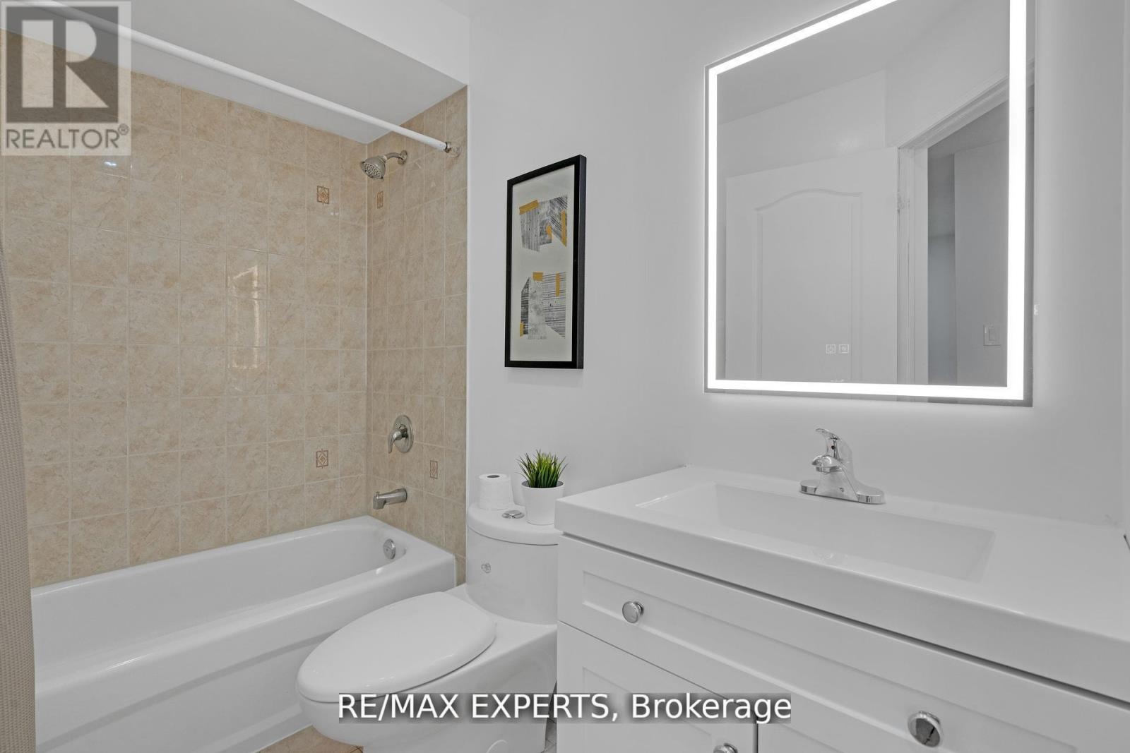 32 - 19 Foxchase Avenue, Vaughan, Ontario  L4L 9M9 - Photo 15 - N12655960