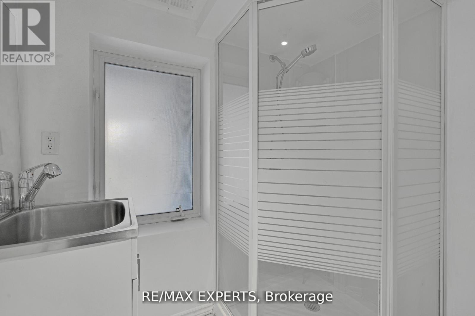 32 - 19 Foxchase Avenue, Vaughan, Ontario  L4L 9M9 - Photo 17 - N12655960