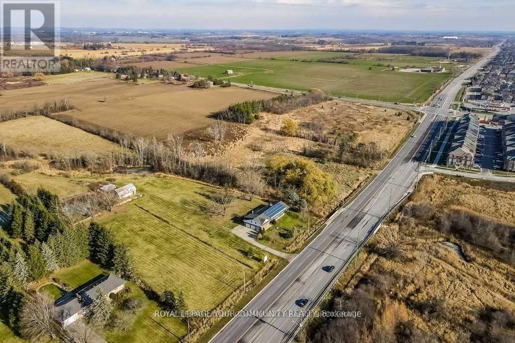 5108 Major Mackenzie Drive, Markham, Ontario  L6C 1K6 - Photo 10 - N12656066