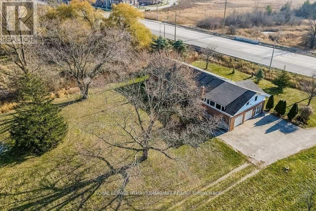 5108 Major Mackenzie Drive, Markham, Ontario  L6C 1K6 - Photo 7 - N12656066