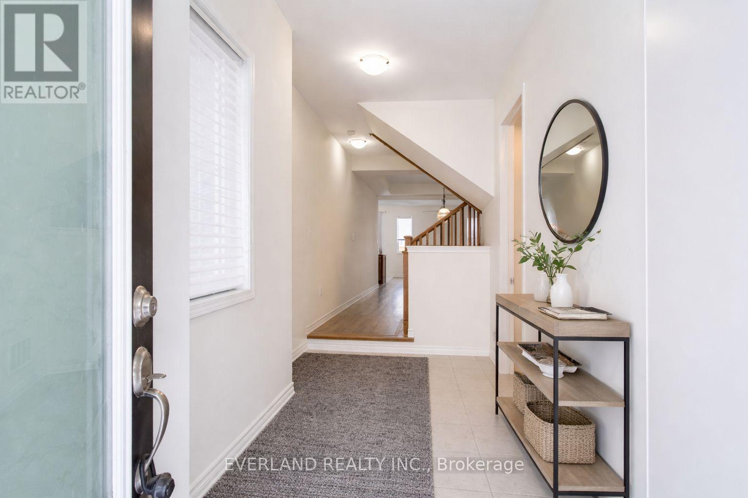 3305 Thunderbird Promenade, Pickering, Ontario  L1X 0N4 - Photo 3 - E12652598