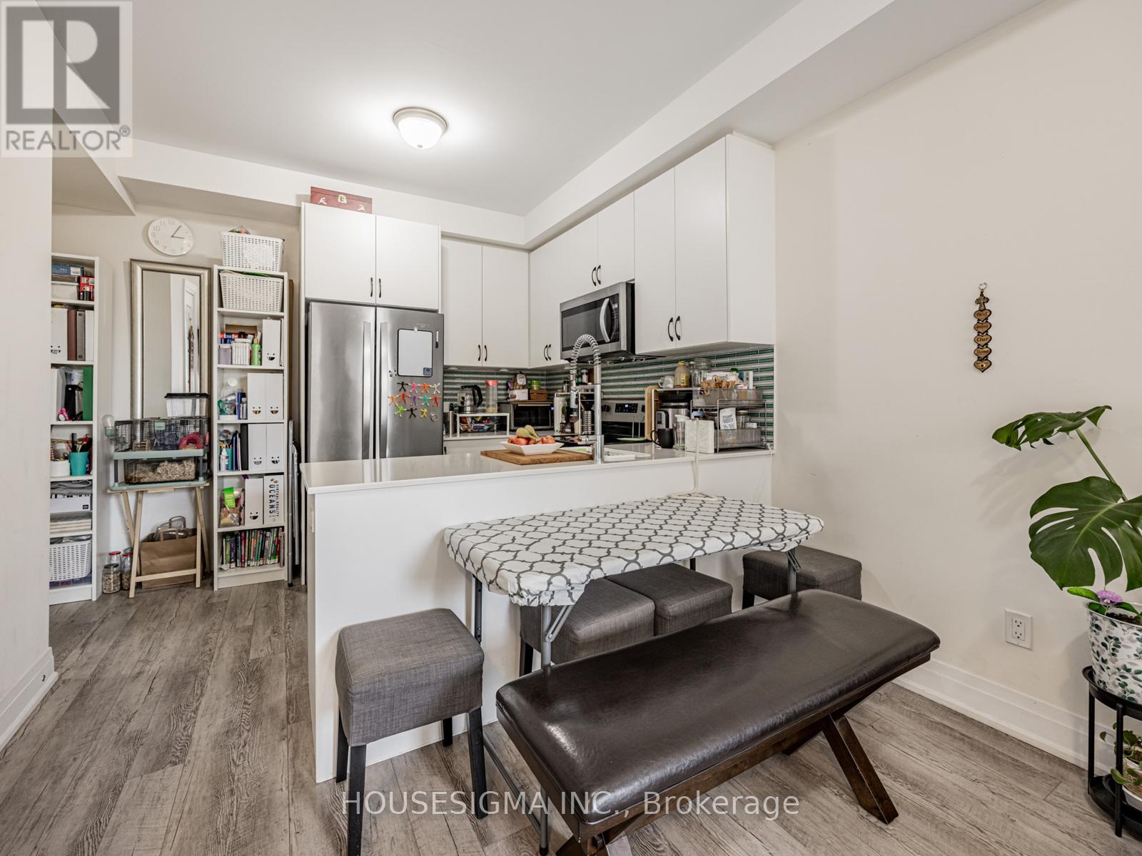 5 - 713 Lawrence Avenue W, Toronto (Yorkdale-Glen Park), Ontario  M6A 1B4 - Photo 13 - W12656032