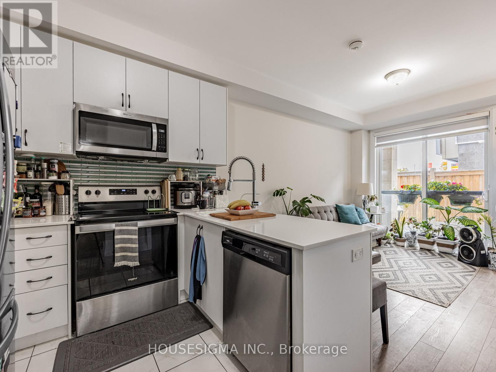 5 - 713 Lawrence Avenue W, Toronto (Yorkdale-Glen Park), Ontario  M6A 1B4 - Photo 18 - W12656032