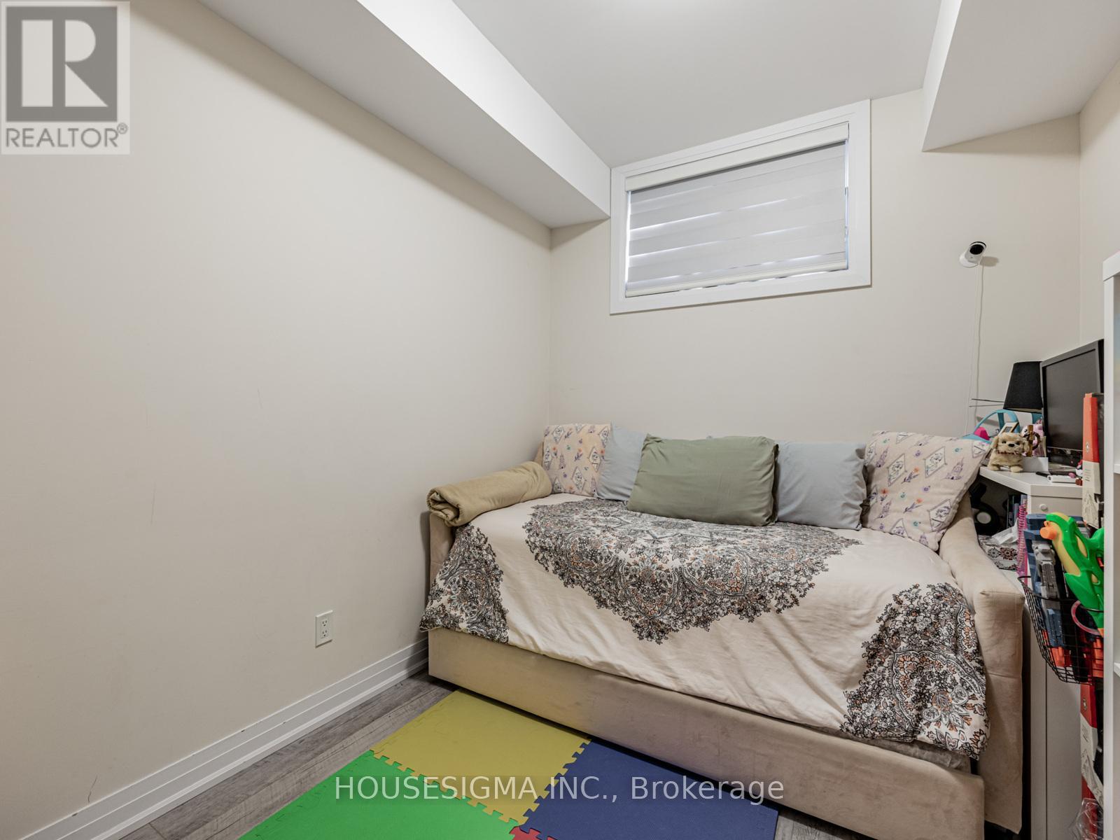 5 - 713 Lawrence Avenue W, Toronto (Yorkdale-Glen Park), Ontario  M6A 1B4 - Photo 22 - W12656032