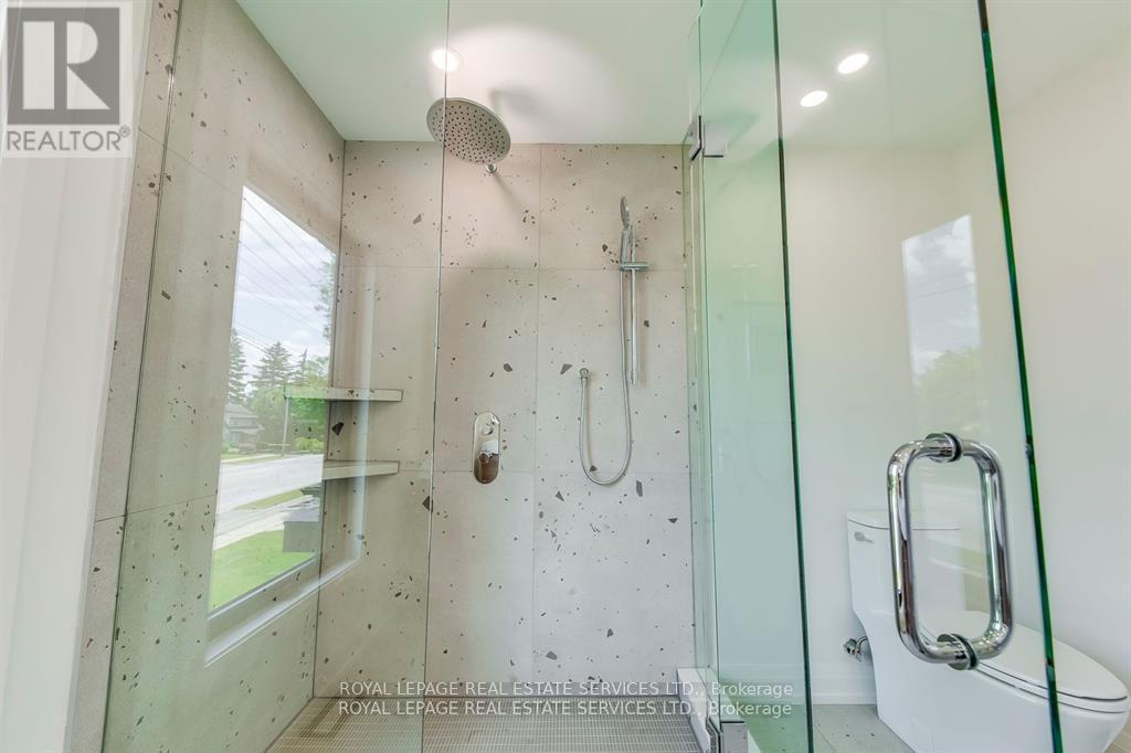 559 Walkers Line, Burlington, Ontario  L7N 2E4 - Photo 36 - W12656092