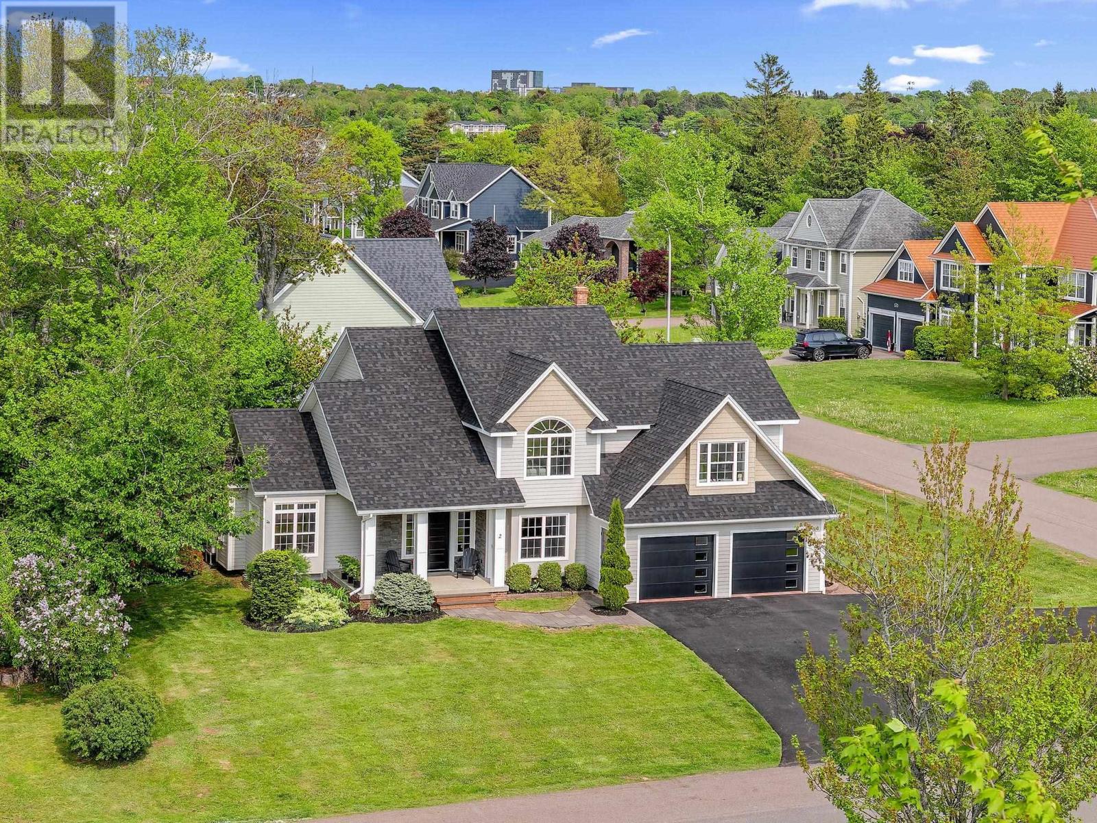 2 SHEFFIELD Crescent, Charlottetown, Prince Edward Island