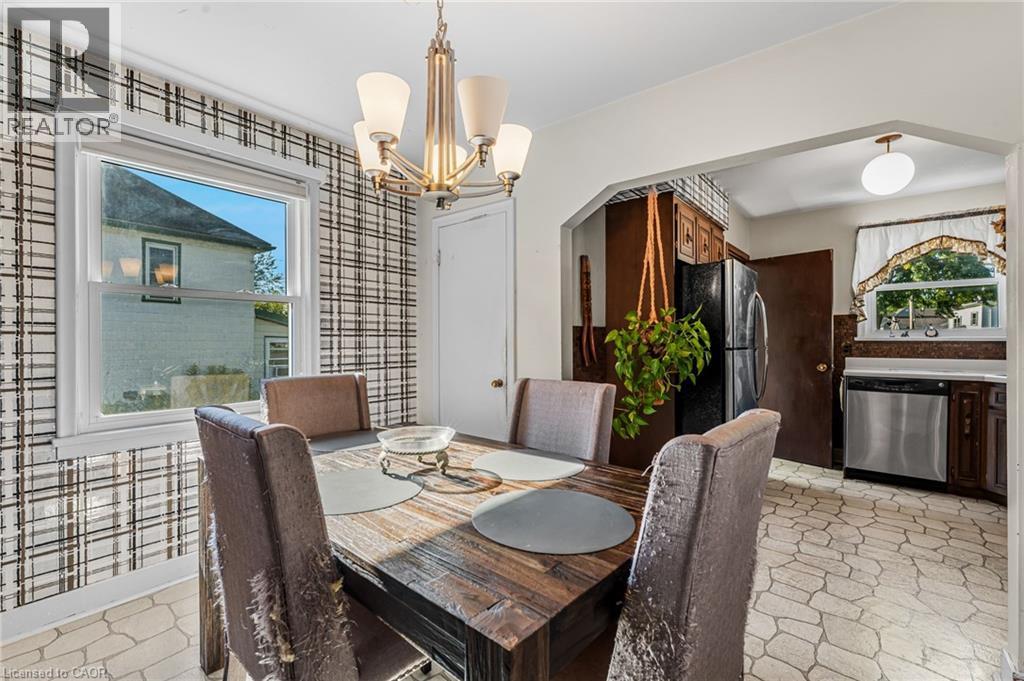 323 North Cayuga Street W, Dunnville, Ontario  N1A 1P4 - Photo 13 - 40791557