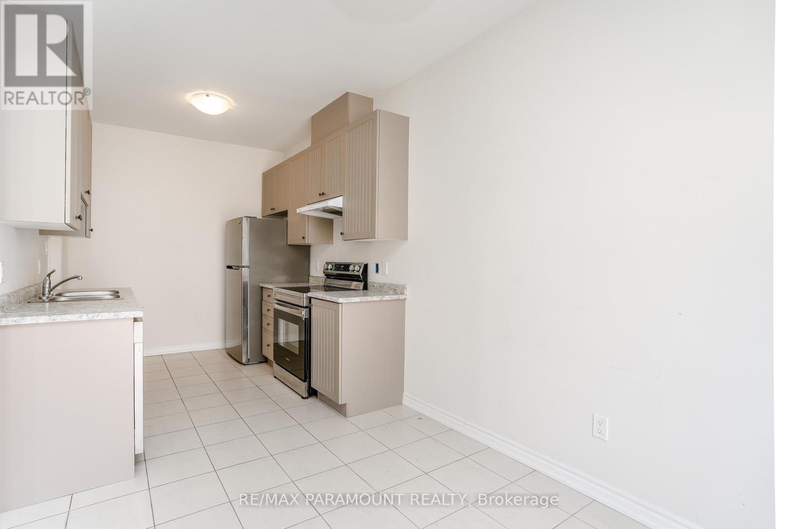 40 Bruton Street, Thorold (Thorold Downtown), Ontario  L2V 3P4 - Photo 11 - X12655970