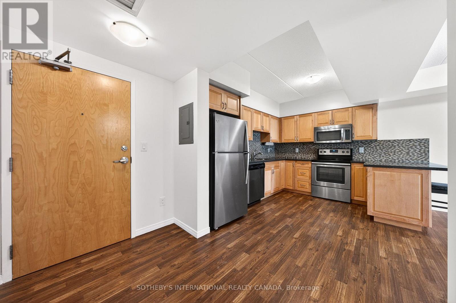 502 - 155 Water Street, Cambridge, Ontario  N1R 3E2 - Photo 7 - X12656014