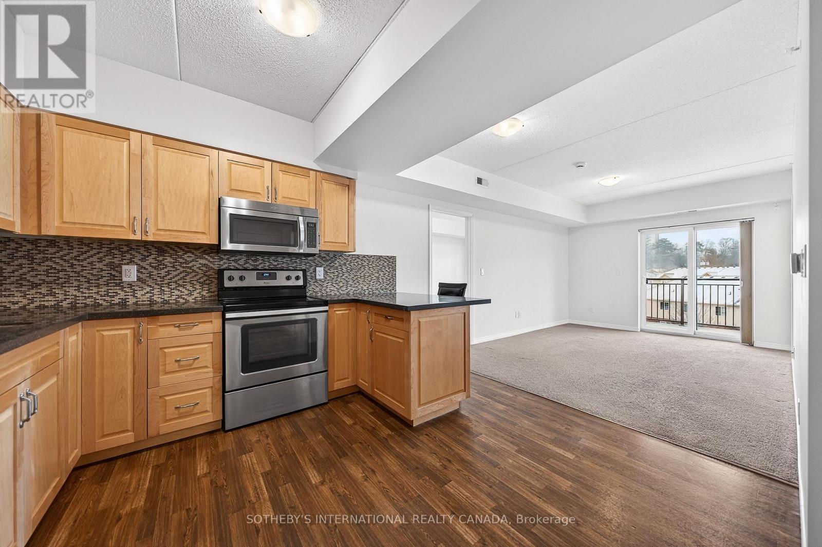 502 - 155 Water Street, Cambridge, Ontario  N1R 3E2 - Photo 8 - X12656014