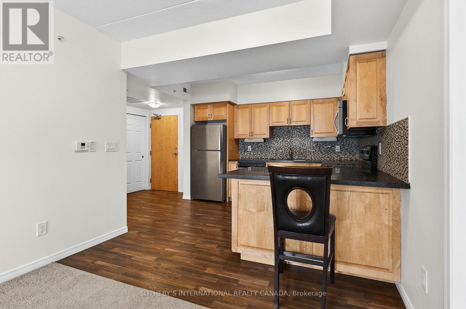 502 - 155 Water Street, Cambridge, Ontario  N1R 3E2 - Photo 9 - X12656014