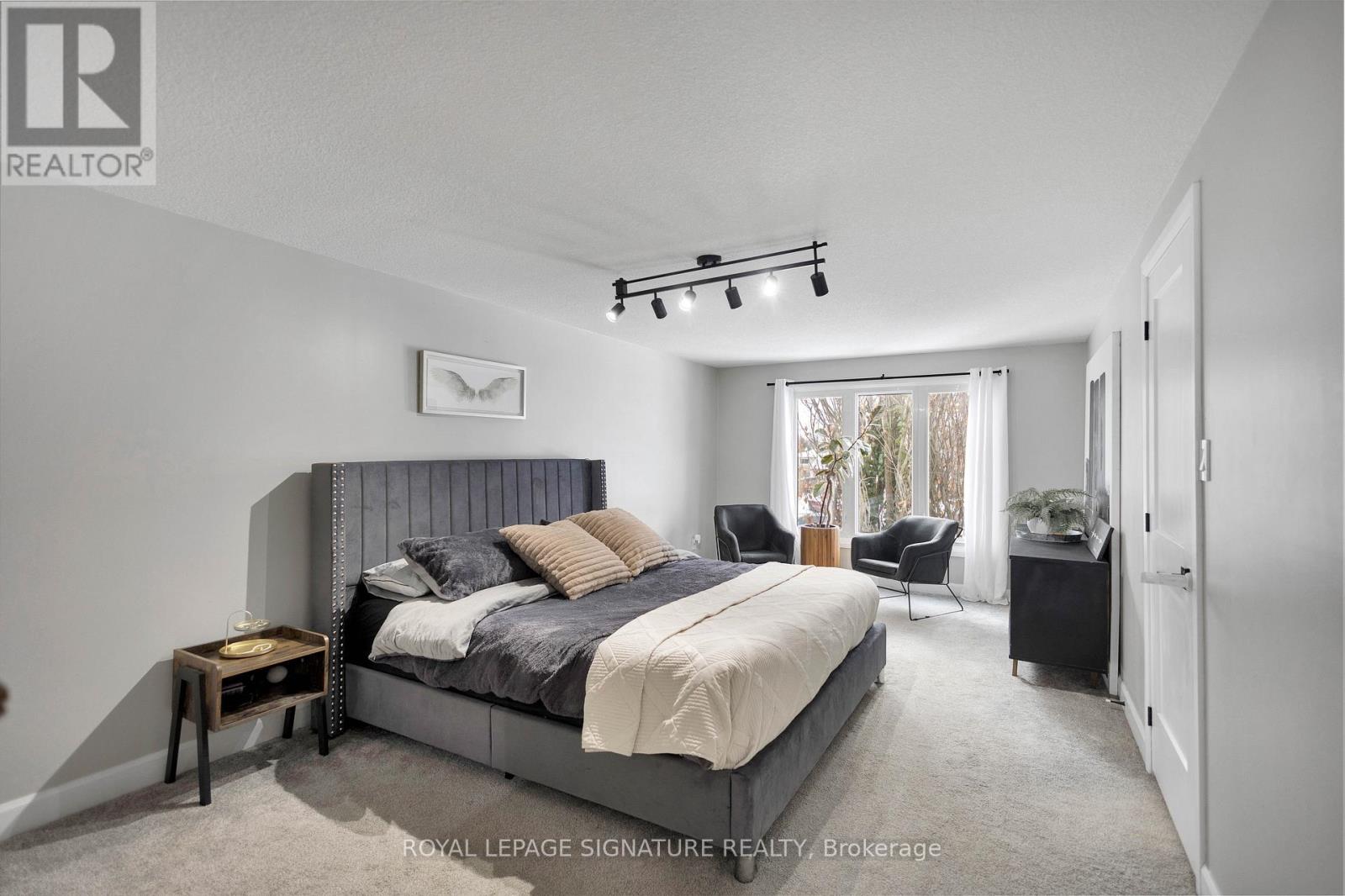 31 Pioneer Place, Brantford, Ontario  N3R 7G7 - Photo 14 - X12656062