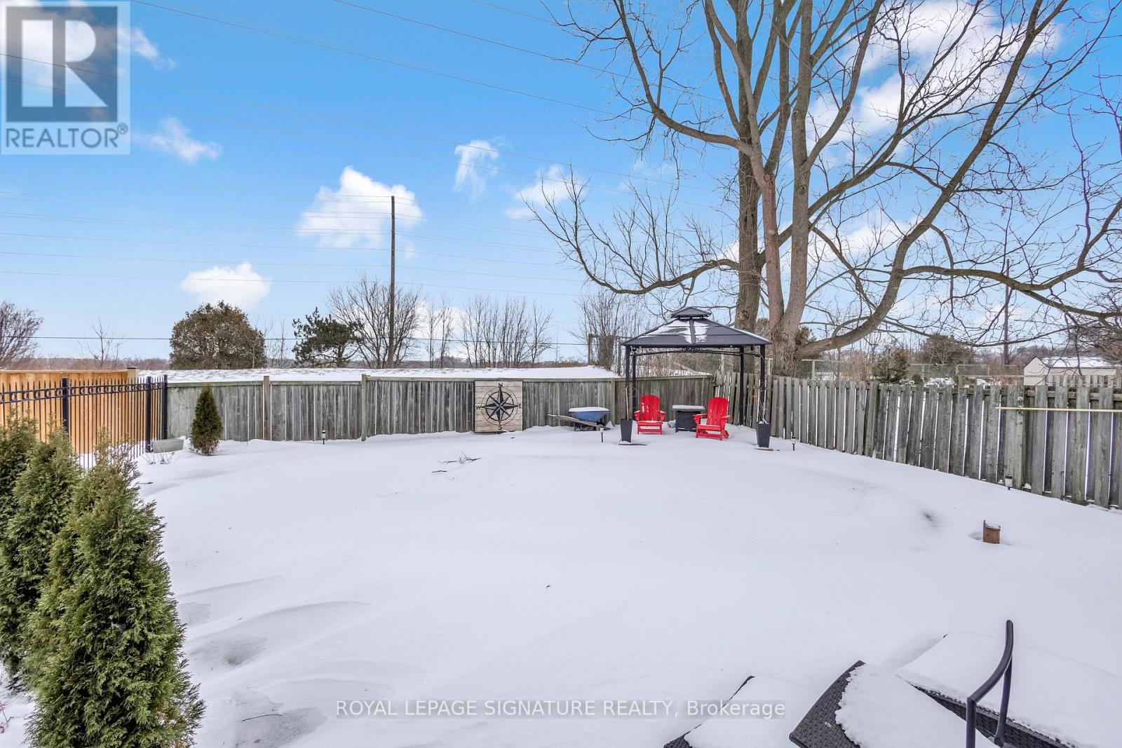 31 Pioneer Place, Brantford, Ontario  N3R 7G7 - Photo 24 - X12656062