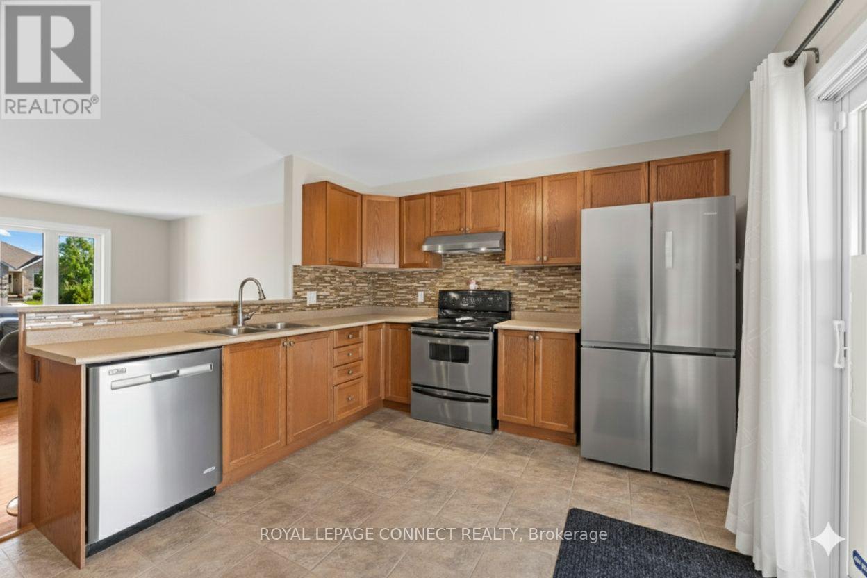 25 Springdale Drive, Kawartha Lakes, Ontario  K9V 4R1 - Photo 7 - X12596114