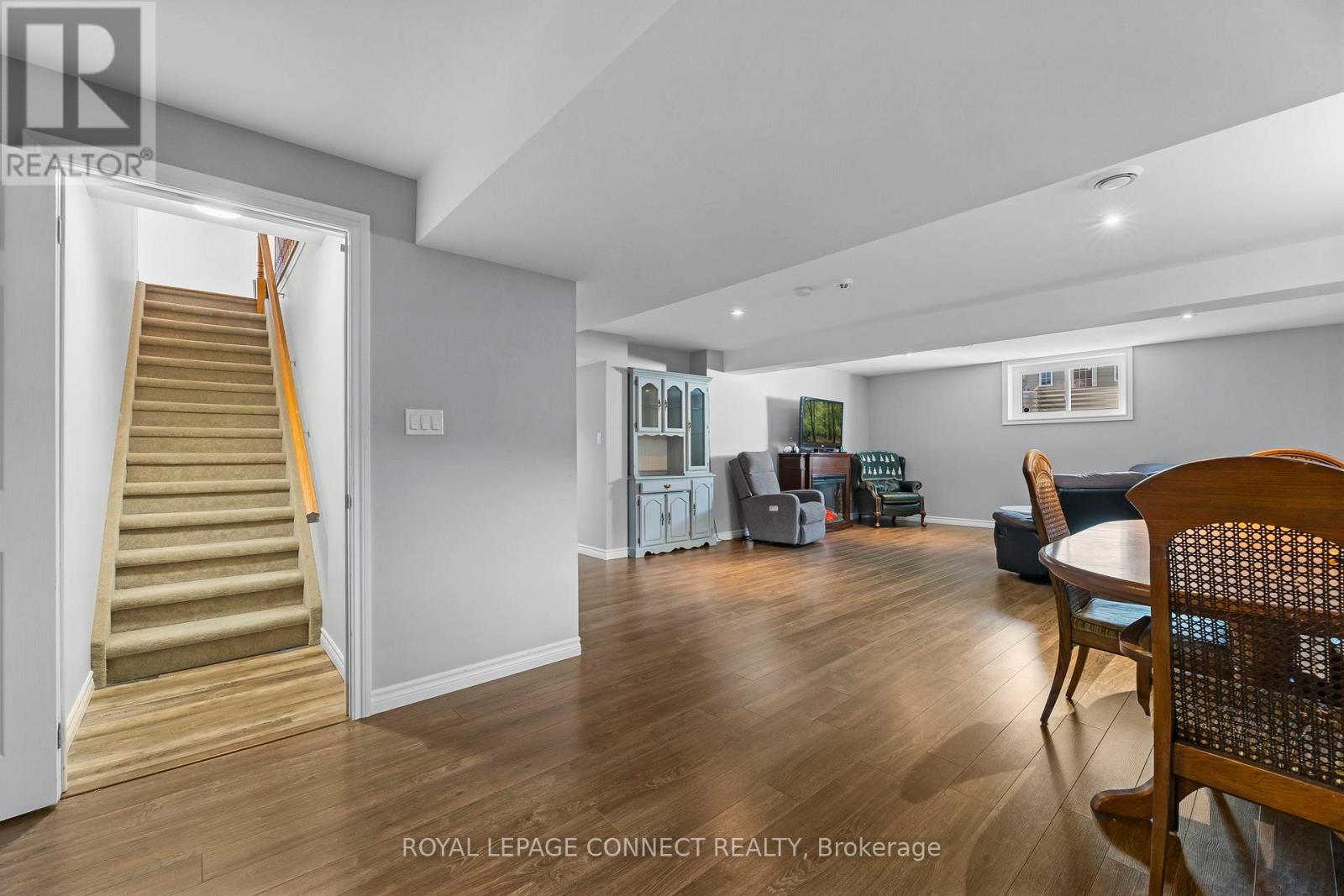 25 Springdale Drive, Kawartha Lakes, Ontario  K9V 4R1 - Photo 18 - X12596114