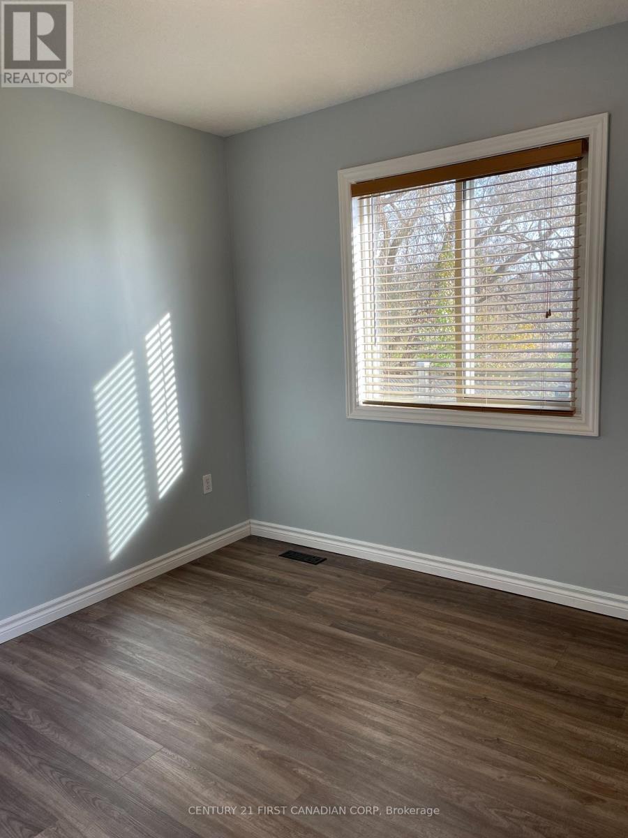 57 St Julien Street, London East, Ontario  N5Z 2M5 - Photo 7 - X12653792