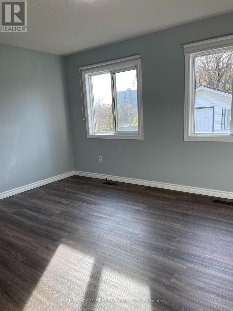 57 St Julien Street, London East, Ontario  N5Z 2M5 - Photo 8 - X12653792