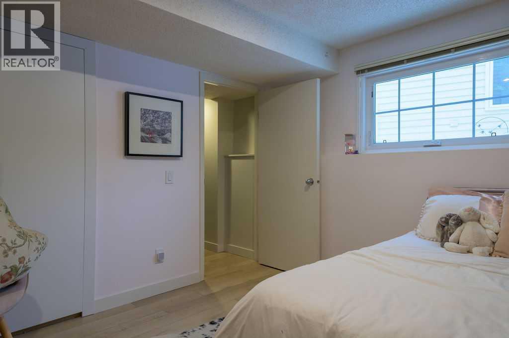 344 Point Mckay Gardens Nw, Calgary, Alberta  T3B 4V8 - Photo 28 - A2275896