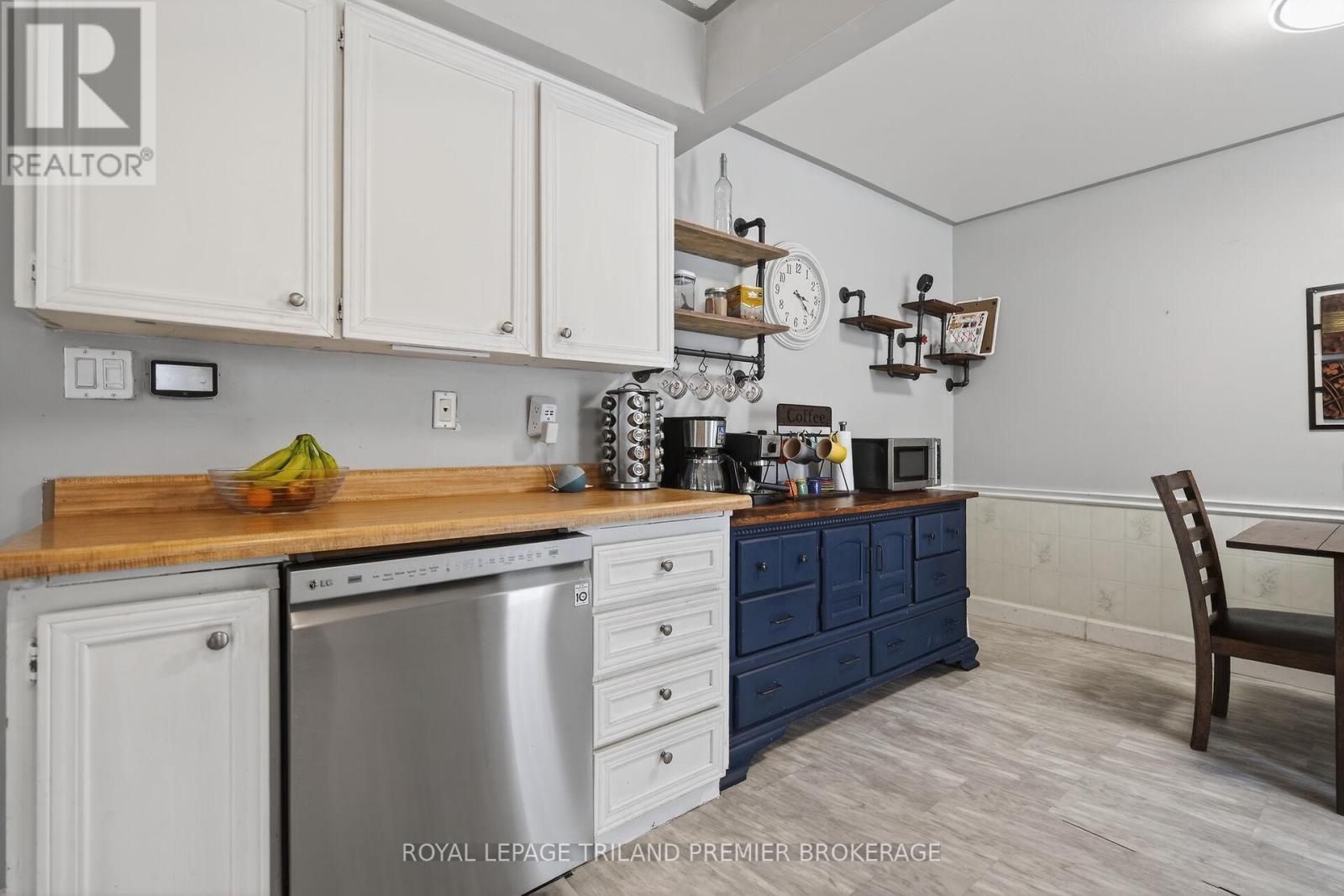 816 Dundalk Drive, London South, Ontario  N6C 3V2 - Photo 13 - X12656156