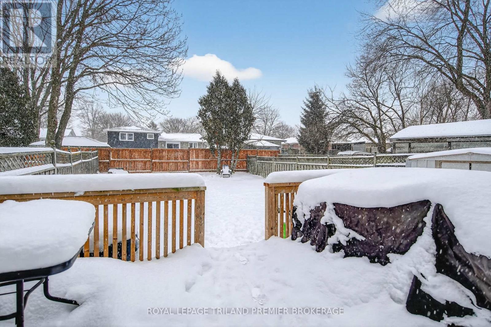 816 Dundalk Drive, London South, Ontario  N6C 3V2 - Photo 26 - X12656156