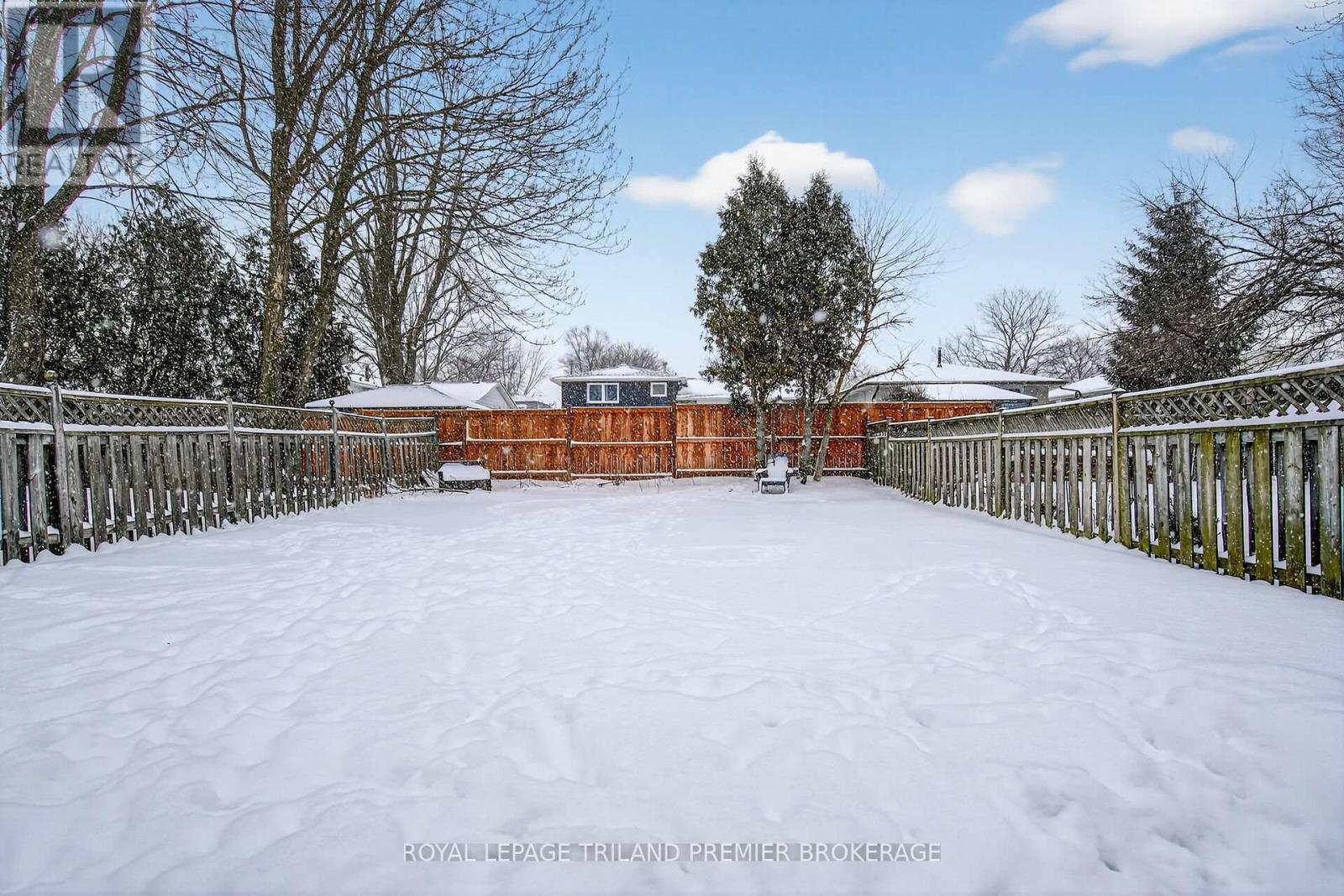 816 Dundalk Drive, London South, Ontario  N6C 3V2 - Photo 31 - X12656156