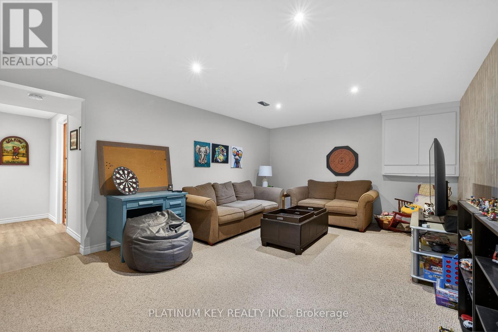 65 Wellington Street, Middlesex Centre, Ontario  N0L 1E0 - Photo 32 - X12656202