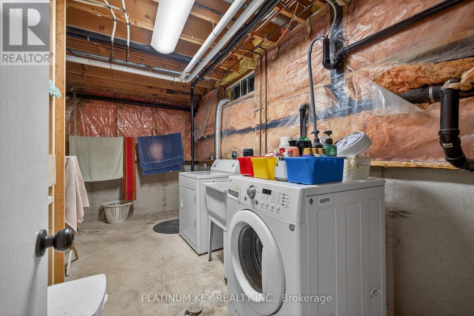 65 Wellington Street, Middlesex Centre, Ontario  N0L 1E0 - Photo 34 - X12656202