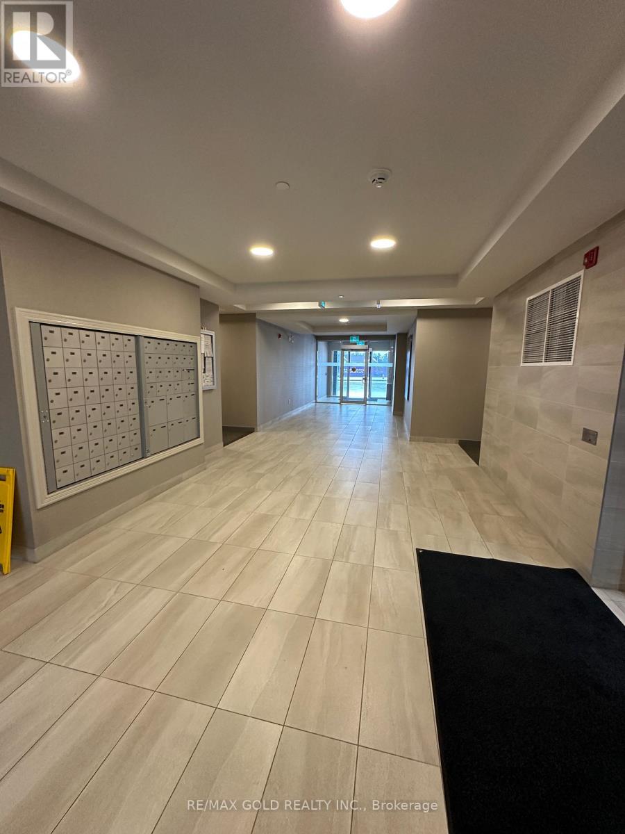 58 Sky Harbour Drive, Brampton, Ontario  L6Y 6J1 - Photo 12 - W12653958