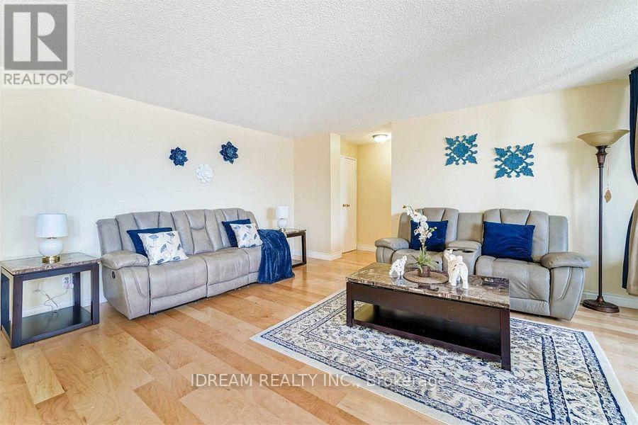 202 - 3700 Kaneff Crescent N, Mississauga, Ontario  L5A 4B8 - Photo 8 - W12388261