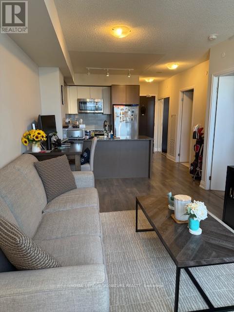 2408 - 9 Valhalla Inn Road, Toronto, Ontario  M9B 0B2 - Photo 3 - W12556660