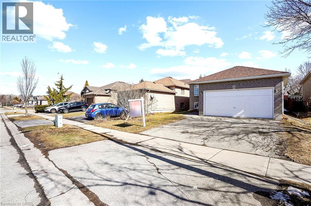 8 Bradley Lane, Brantford, Ontario  N3T 6R5 - Photo 2 - 40795317