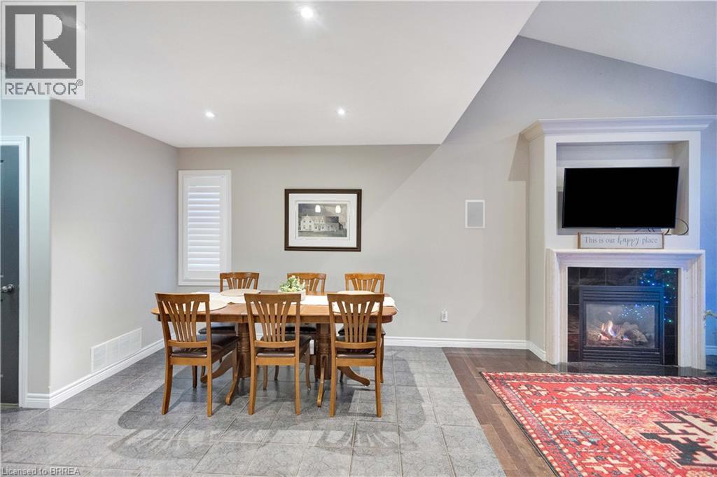 55 Fisher Street, Brantford, Ontario  N3T 0G4 - Photo 7 - 40795088