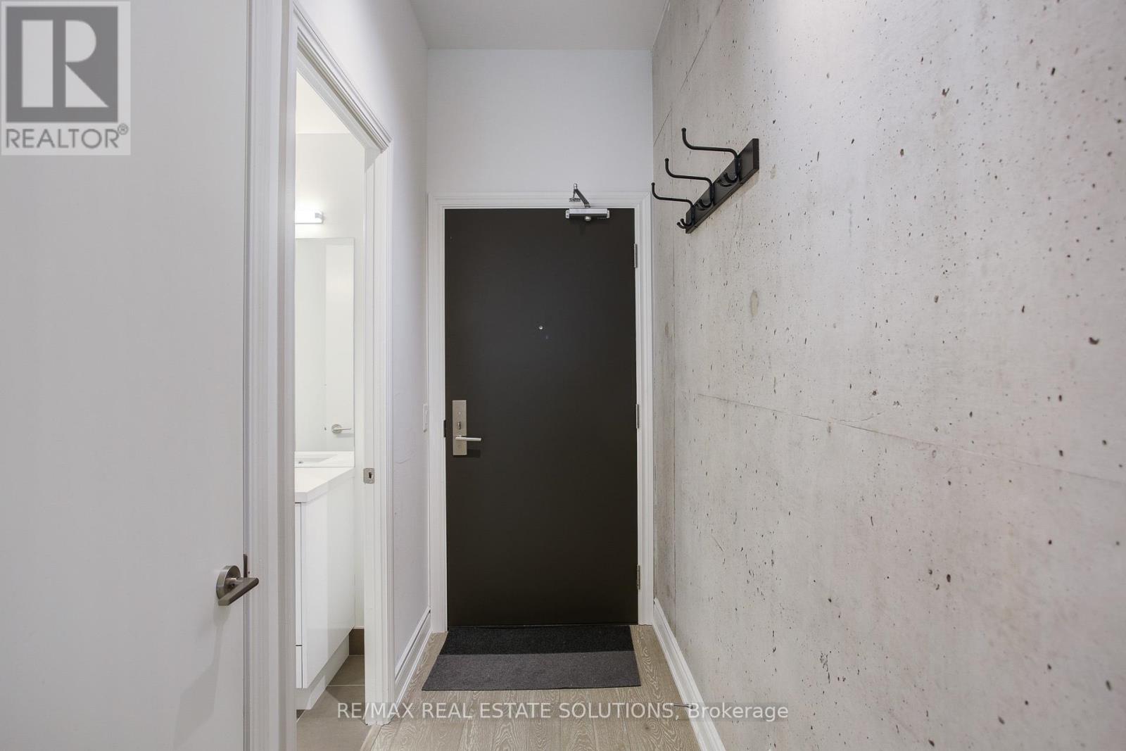 210 - 608 Richmond Street W, Toronto (Waterfront Communities), Ontario  M5V 0N9 - Photo 18 - C12656124