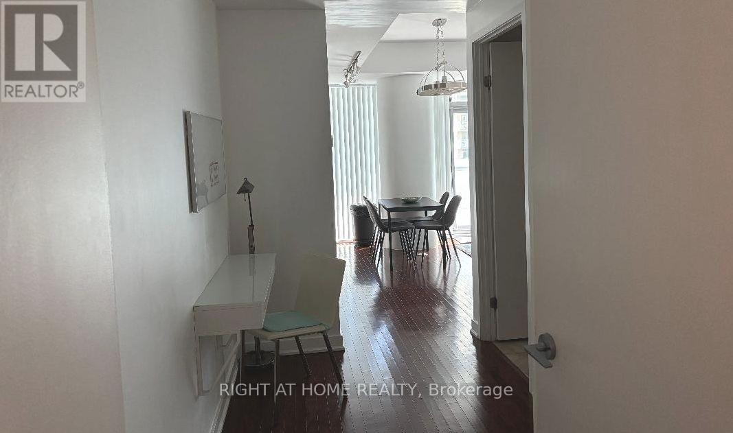 708 - 14 York Street, Toronto (Waterfront Communities), Ontario  M5J 0B1 - Photo 6 - C12656132