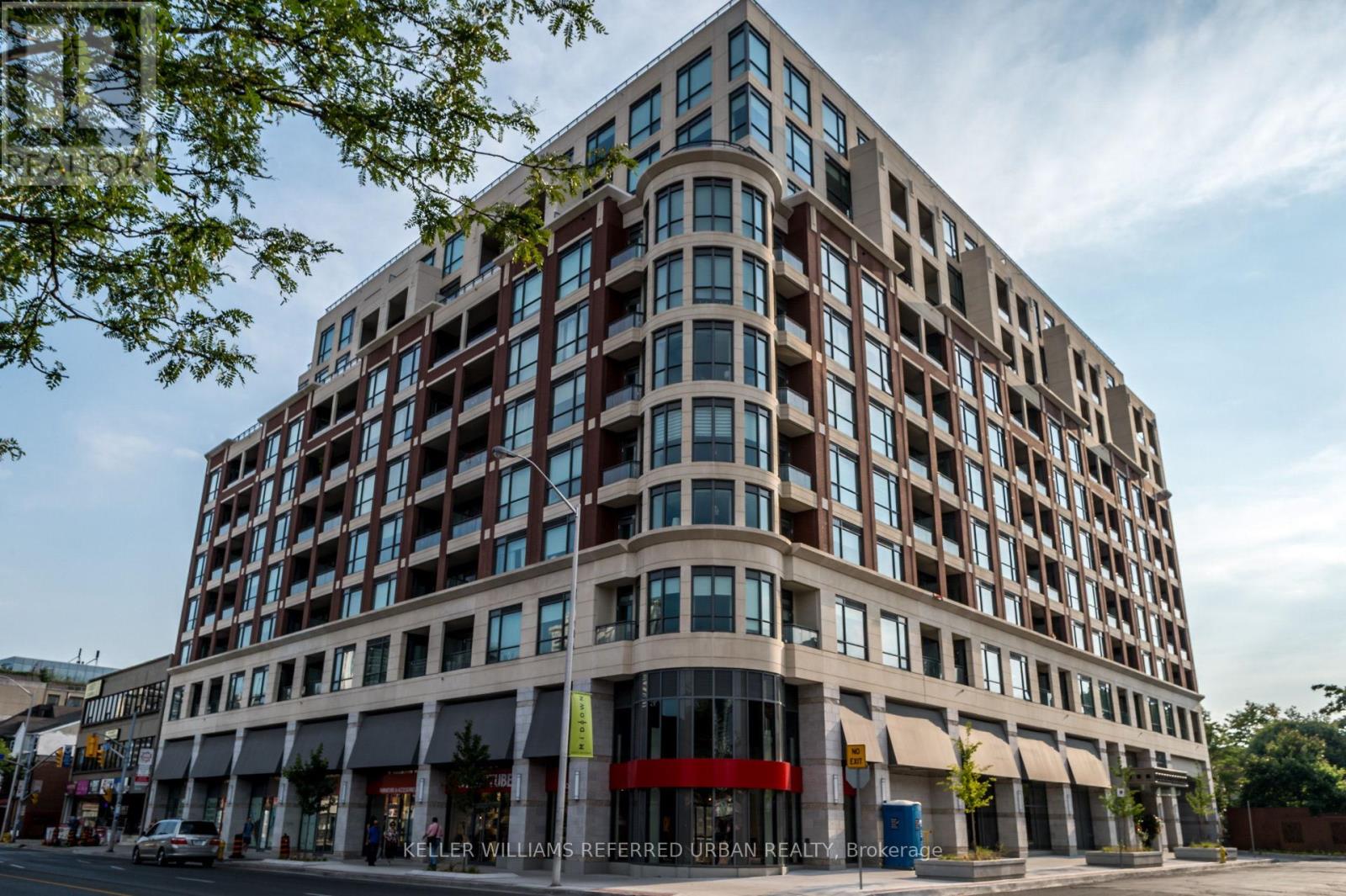 725 - 23 GLEBE ROAD W, Toronto, Ontario