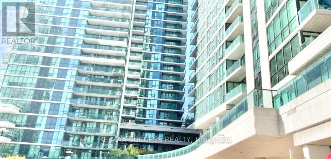 1611 - 18 Harbour Street, Toronto, Ontario  M5J 2Z6 - Photo 20 - C12656218