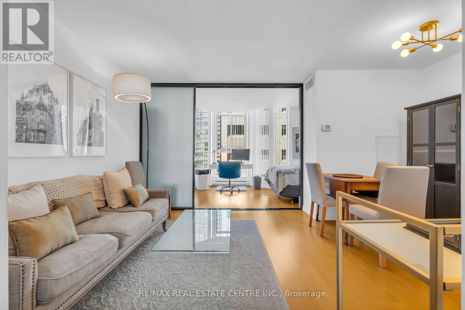 2504 - 55 Centre Avenue, Toronto, Ontario  M5G 2H5 - Photo 10 - C12656222