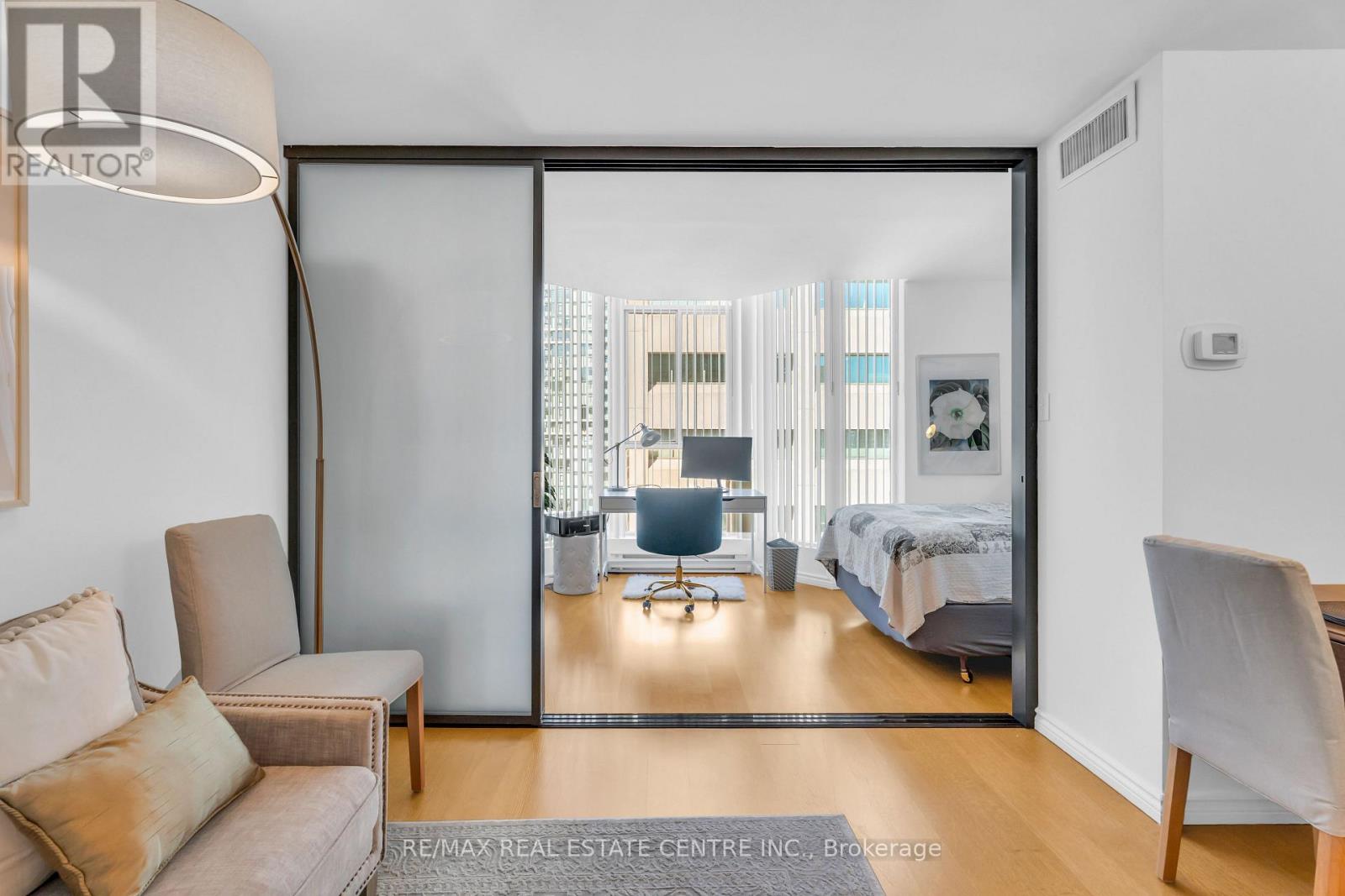 2504 - 55 Centre Avenue, Toronto, Ontario  M5G 2H5 - Photo 26 - C12656222