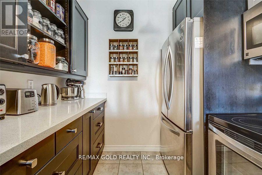 203 - 10 Gateway Boulevard, Toronto, Ontario  M3C 3A1 - Photo 18 - C12656228