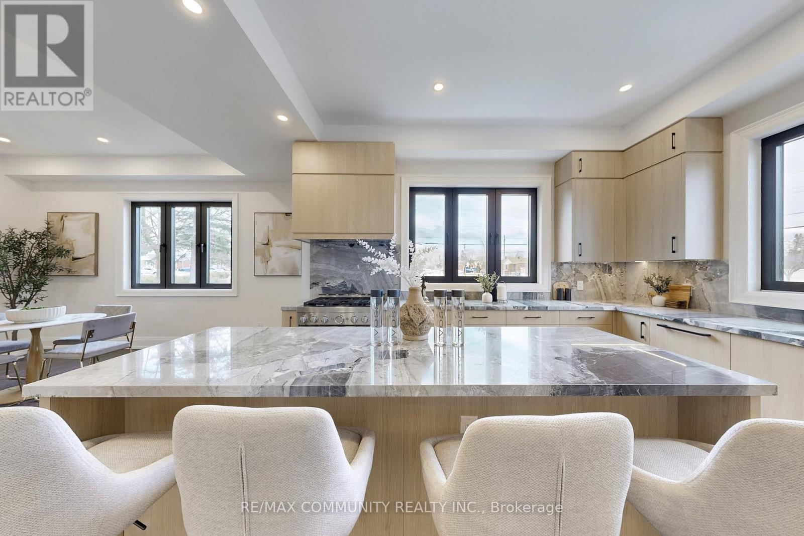 122 Marble Arch Crescent, Toronto, Ontario  M1R 1W9 - Photo 13 - E12656122