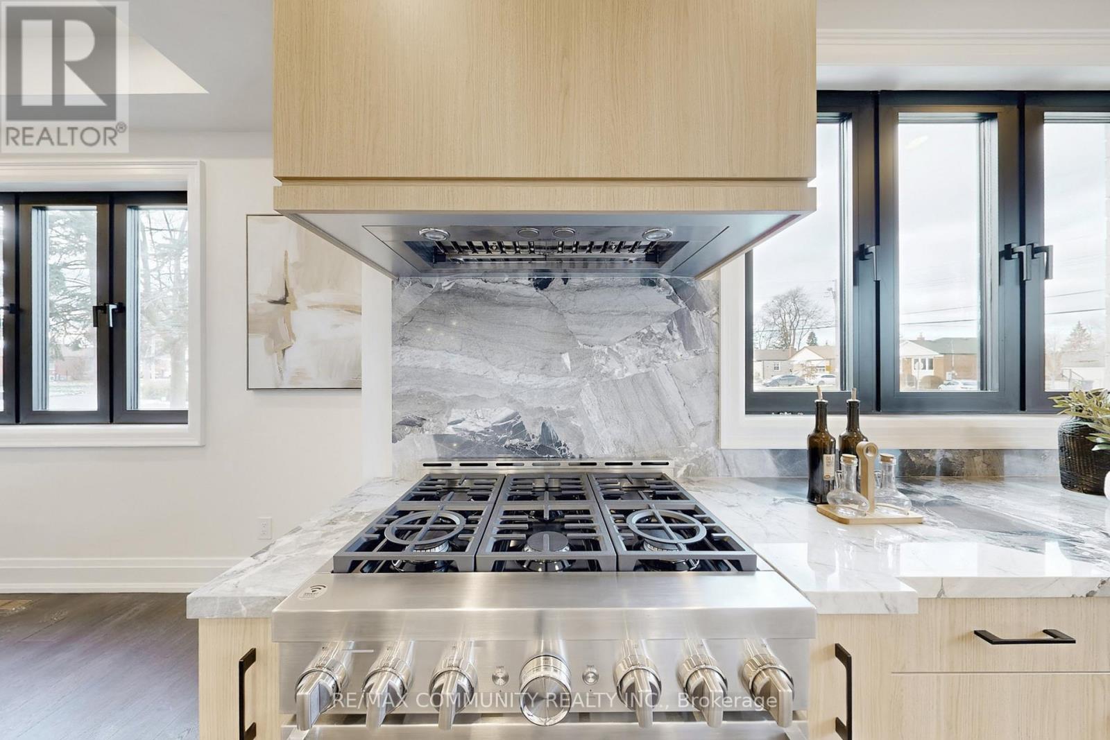 122 Marble Arch Crescent, Toronto, Ontario  M1R 1W9 - Photo 16 - E12656122