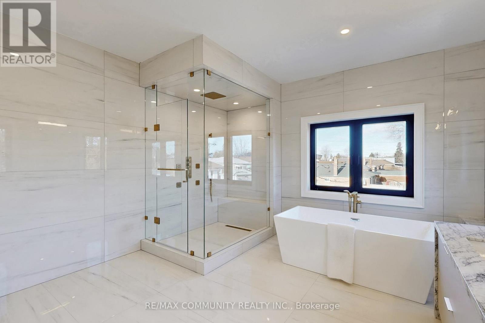 122 Marble Arch Crescent, Toronto, Ontario  M1R 1W9 - Photo 27 - E12656122